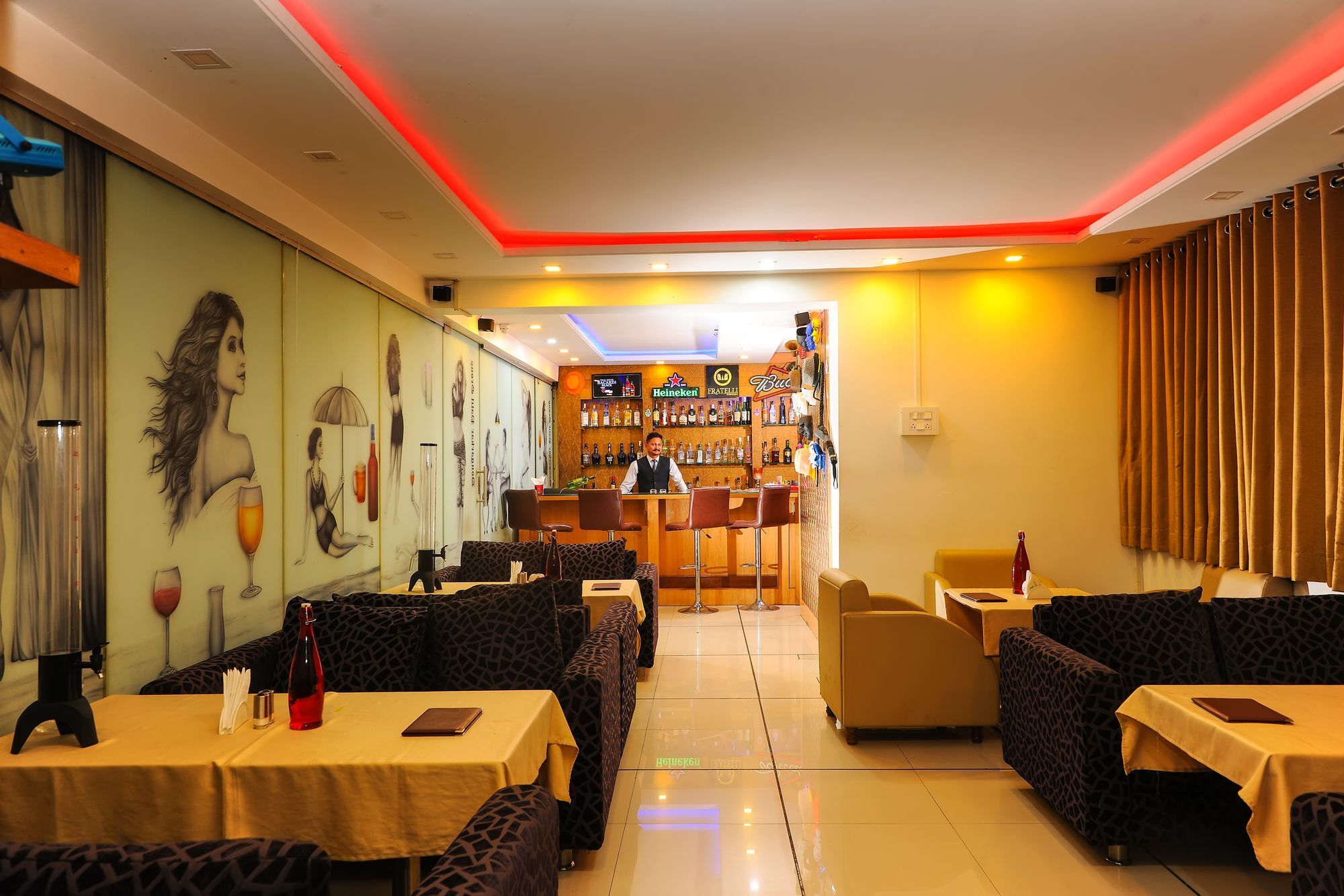 Hotel Radiant Kolhapur Ngoại thất bức ảnh